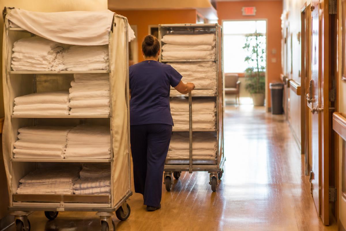 Long-term care setting served by Zleni laundry automation